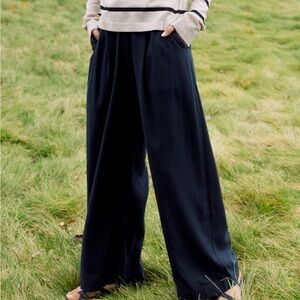 Relaxed trouser Navy